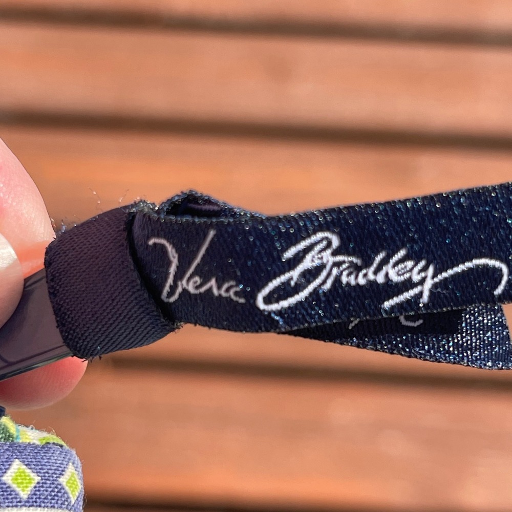 Vera Bradley Retired Daisy Daisy Pattern In Blue with Green Geometric Floral‎ - Picture 13 of 13